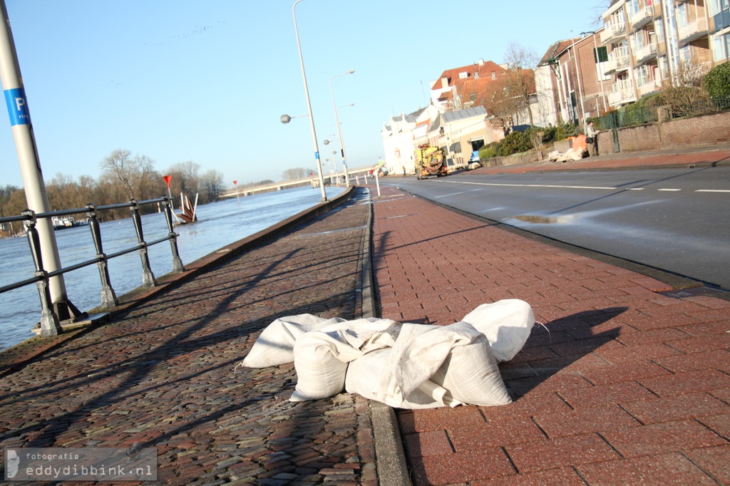 2011-01-20 Hoog water, Deventer_002